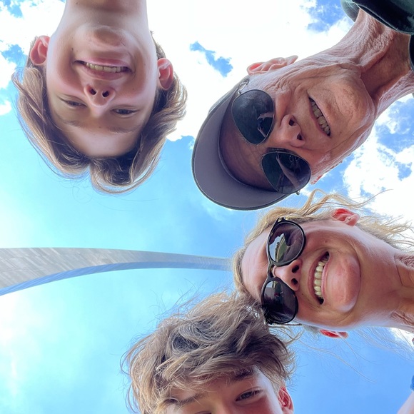 Meet your Posher, Kristy - Picture 3 of 14